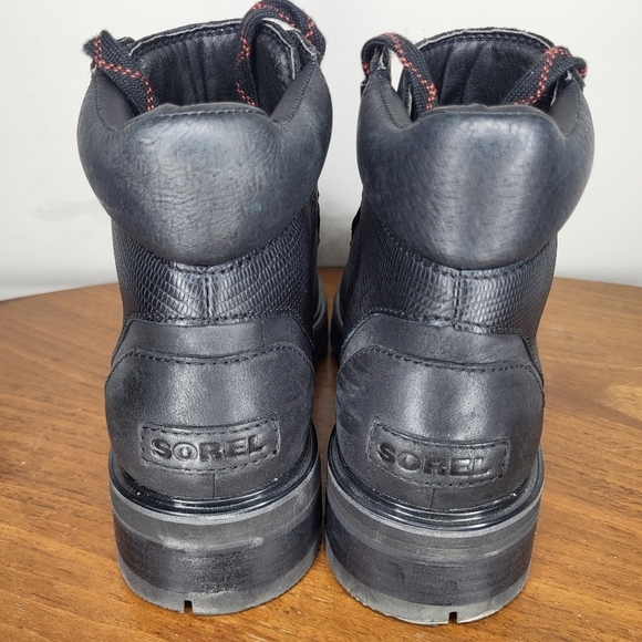 Sorel Black and Red High-Top Boots with Durable Soles - Picture 5 of 7